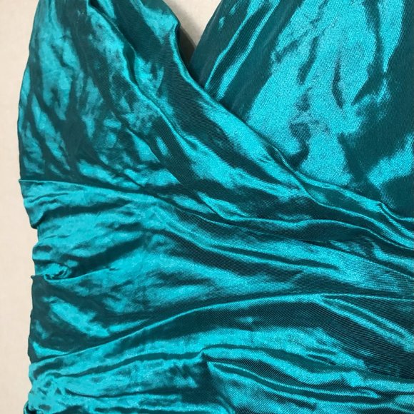 Nicole Miller Gold Label Metallic Ruched Silk Dress - Size 6 - Picture 3 of 10